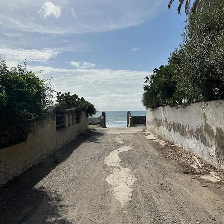 Gle Domu - Private 50m From The Sea With Private Access *